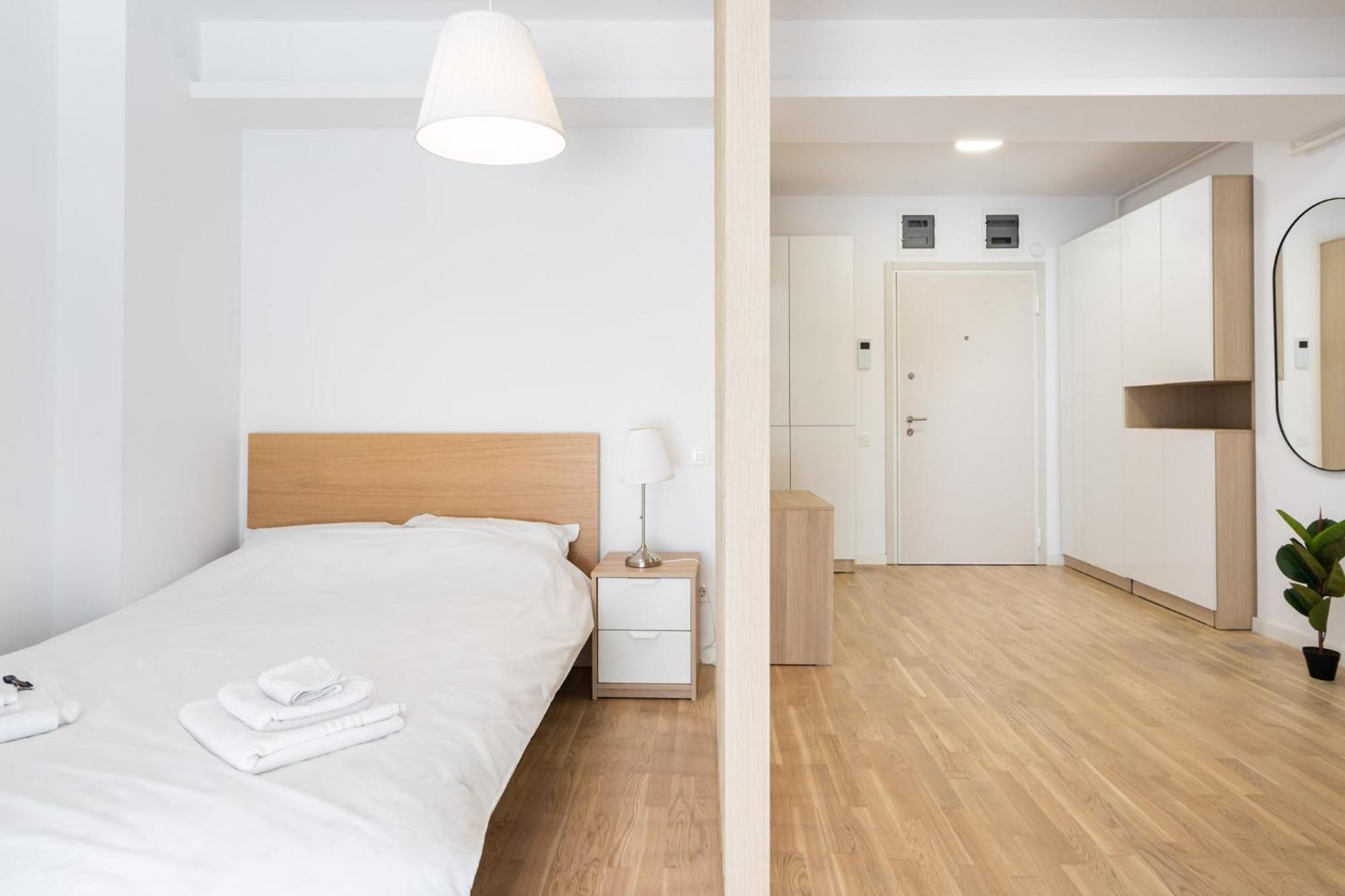 Zen Studios - Central Escape With Parking Bucharest Exterior photo